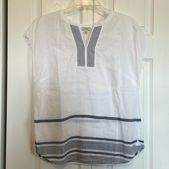 Women’s Talbots Sz MP cap sleeve linen tunic nautical white blue striped v neck - Picture 2 of 10